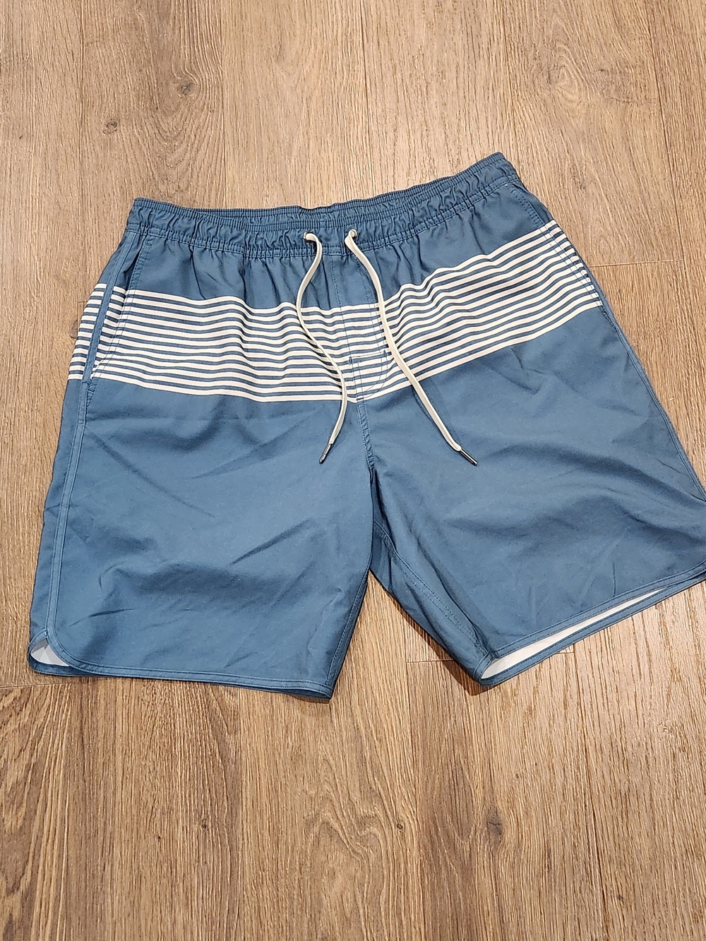 Fair Harbor The Anchor Swim Trunks XL Blue White Striped Lined 8" Inseam